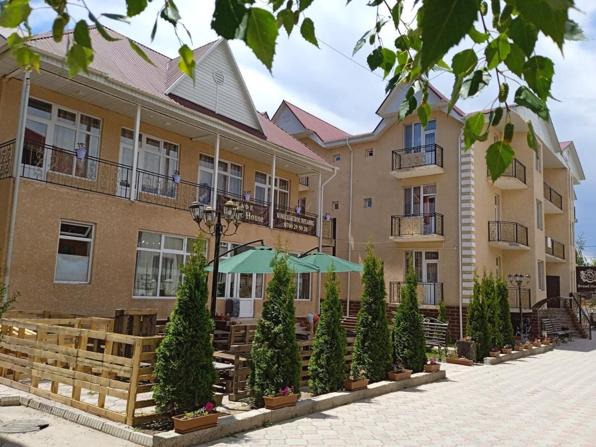 Brand House Bed & Breakfast Bosteri Exterior photo